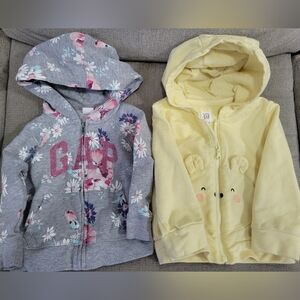 Baby Gap Bundle Floral Gray and Bear Yellow Hoodies Size 12-18  Months